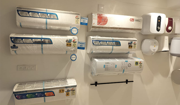 Impressive Showroom Displays